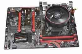 AMD Gigabyte Gaming Edition Bundel GA-AB350-Gaming AM4 Full-ATX Mainboard DDR4 + AMD RYZEN R7 1700 CPU inkl Wraith Kühler mit LED